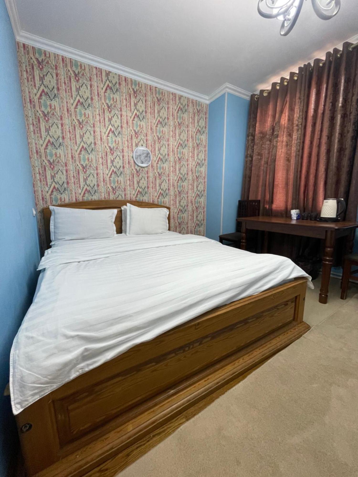 Mulberry Hotel Tachkent Extérieur photo