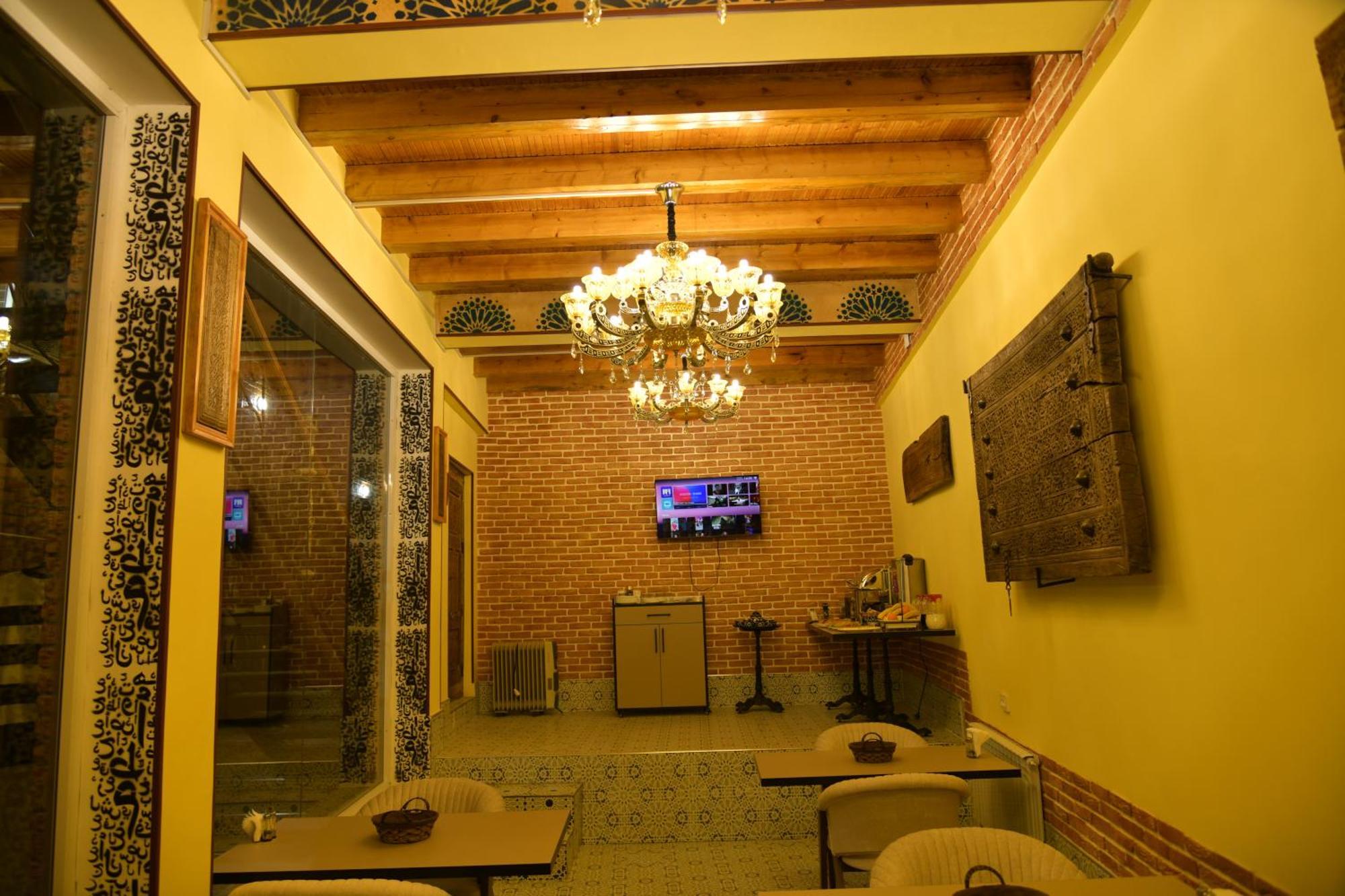 Mulberry Hotel Tachkent Extérieur photo