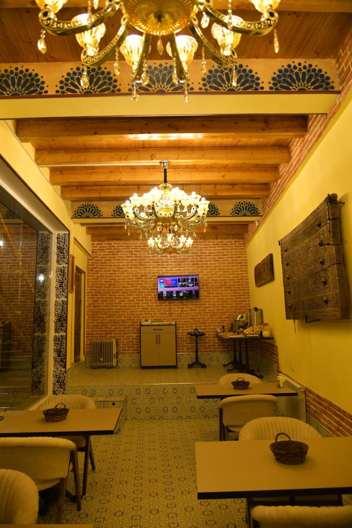 Mulberry Hotel Tachkent Extérieur photo